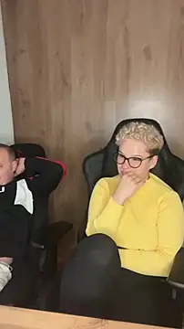 MrMrsRight online show from September 30, 7:47 am