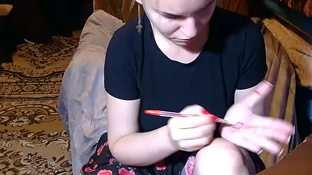  Kitti  online show from October 12, 5:48 pm