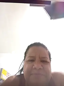 Snapshot of Shanttal0272 chatting on October 12, 1:57 pm Shanttal0272 online show from October 12, 1:57 pm