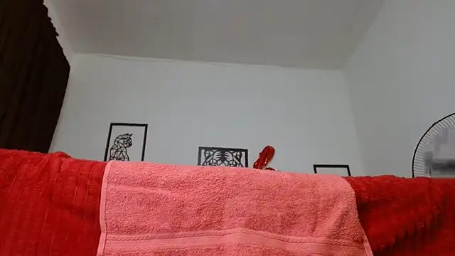 Snapshot of Shanttal0272 chatting on September 29, 7:08 pm Shanttal0272 online show from September 29, 7:08 pm