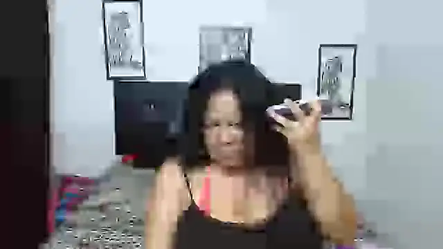 Snapshot of Shanttal0272 chatting on September 11, 8:20 pm Shanttal0272 online show from September 11, 8:20 pm