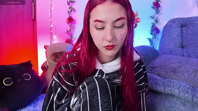 Megan wolf1  online show from April 10, 6:30 am