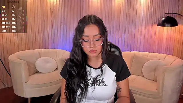 Snapshot of AmberLewis_ chatting on September 17, 3:15 am AmberLewis online show from September 17, 3:15 am