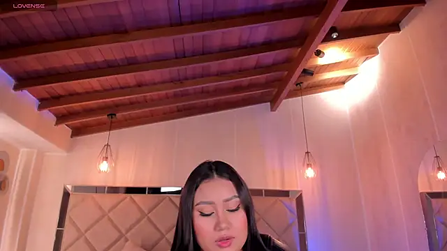 Snapshot of AmberLewis_ chatting on September 23, 2:54 am AmberLewis online show from September 23, 2:54 am