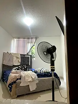 HealingHoney online show from September 24, 12:48 pm