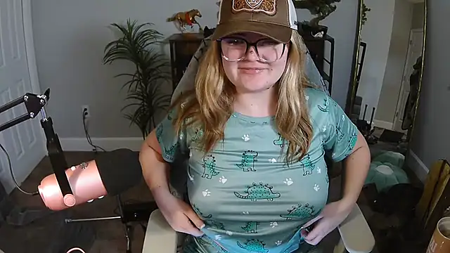 Briiantix online show from February 2, 2:32 am