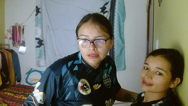 clayre and jill online show from December 22, 5:43 am