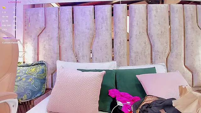 Snapshot of barbara_cambels chatting on October 11, 6:54 pm barbara cambels online show from October 11, 6:54 pm