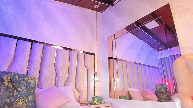 Snapshot of barbara_cambels chatting on October 2, 8:36 pm barbara cambels online show from October 2, 8:36 pm