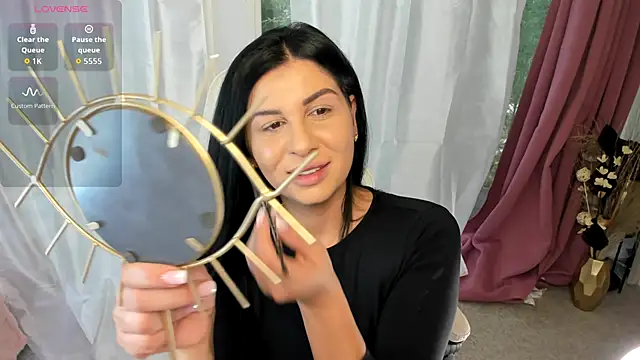 patriciakeys online show from October 26, 6:20 am