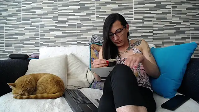 VioletaGomezCo online show from November 7, 4:56 pm