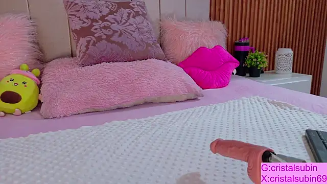 Snapshot of cristal_subin69 chatting on October 30, 3:02 pm cristal subin69 online show from October 30, 3:02 pm