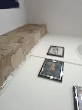 Snapshot of karlamorris_ chatting on October 28, 1:39 pm karlamorris online show from October 28, 1:39 pm