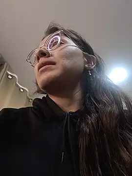 Snapshot of karlamorris_ chatting on October 16, 1:47 pm karlamorris online show from October 16, 1:47 pm