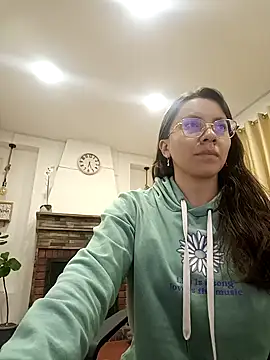 Snapshot of karlamorris_ chatting on October 5, 1:49 pm karlamorris online show from October 5, 1:49 pm