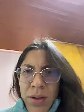 karlamorris  online show from February 20, 1:12 pm