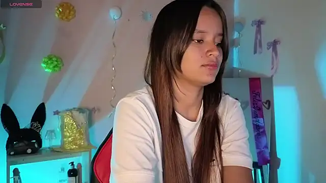 mia sweetdc online show from September 24, 7:02 pm