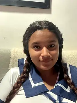 mia sweetdc online show from October 15, 9:06 pm