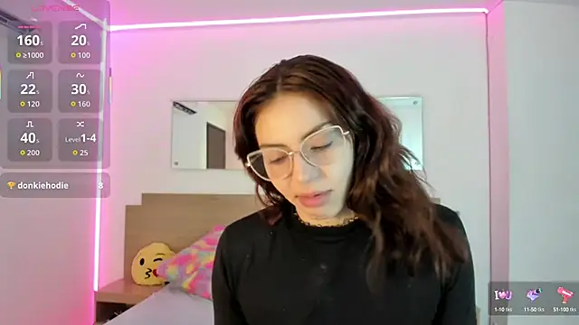 april dumont online show from September 18, 12:58 pm