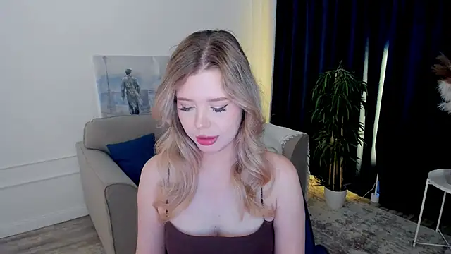 FollowLovee online show from June 20, 4:05 am