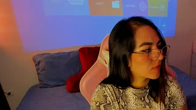 Sofi Martinezz0 online show from September 17, 3:48 am