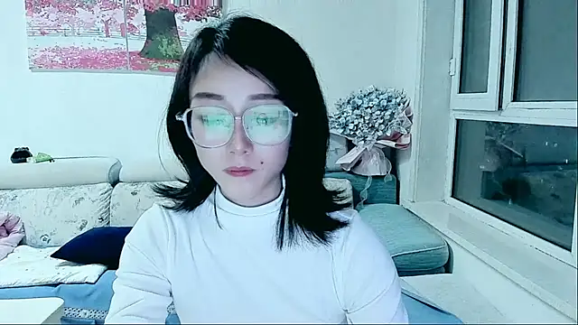 Snapshot of NIAN-er chatting on September 29, 1:38 pm NIAN-er online show from September 29, 1:38 pm