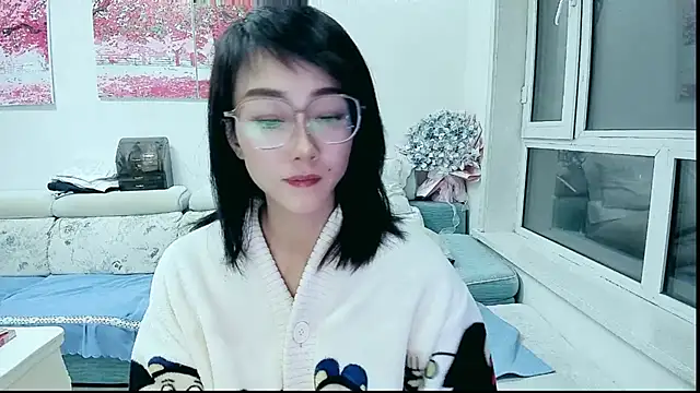 Snapshot of NIAN-er chatting on October 9, 3:38 pm NIAN-er online show from October 9, 3:38 pm