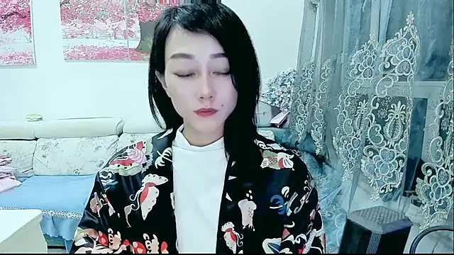 Snapshot of NIAN-er chatting on October 8, 3:27 pm NIAN-er online show from October 8, 3:27 pm