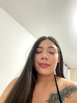 Snapshot of Latina_vanessa chatting on October 14, 3:31 am Latina vanessa online show from October 14, 3:31 am