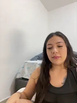 Snapshot of Latina_vanessa chatting on October 20, 11:19 pm Latina vanessa online show from October 20, 11:19 pm