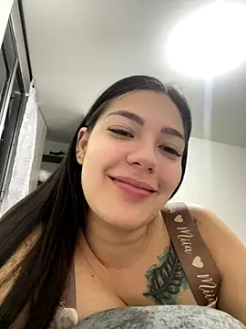 Snapshot of Latina_vanessa chatting on October 31, 4:36 am Latina vanessa online show from October 31, 4:36 am