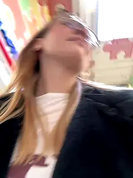 RinaCat online show from October 7, 5:12 am