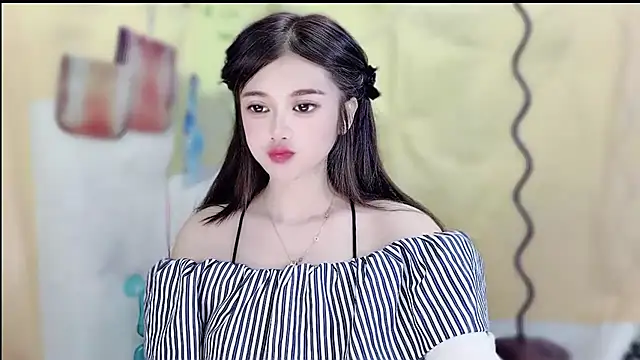 VIWVI online show from April 12, 5:43 am