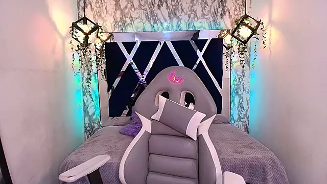 Snapshot of Karla_hernandez_ chatting on October 1, 12:10 pm Karla hernandez online show from October 1, 12:10 pm