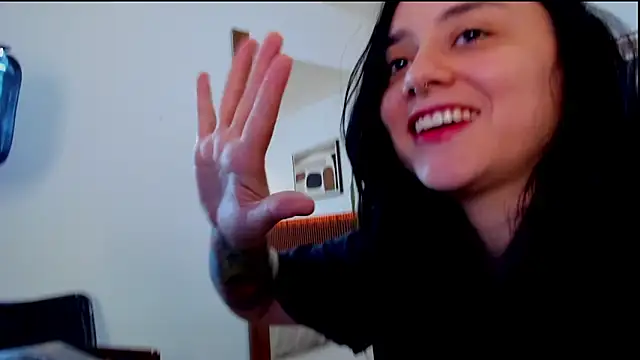 Snapshot of KatherineBond chatting on September 25, 7:34 pm KatherineBond online show from September 25, 7:34 pm