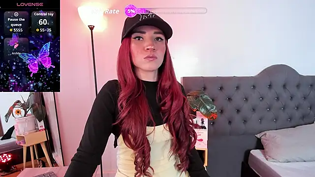 LILA ELLIOT online show from September 29, 7:52 pm