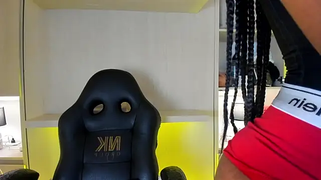 Snapshot of tamaraa_smiith chatting on October 21, 8:02 pm tamaraa smiith online show from October 21, 8:02 pm