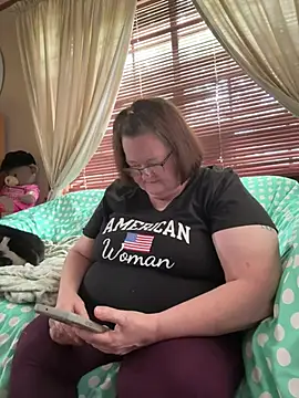 Bayou Woman68 online show from June 12, 8:50 pm