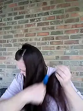 Snapshot of Bayou_Woman68 chatting on October 23, 9:32 pm Bayou Woman68 online show from October 23, 9:32 pm