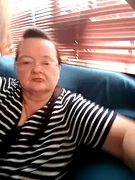 Bayou Woman68 online show from February 17, 7:02 pm