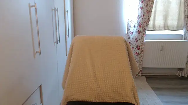 Davinja online show from February 26, 12:37 pm