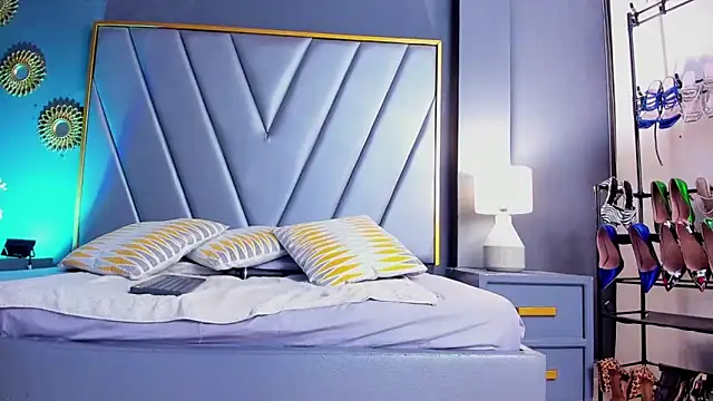 Snapshot of BrendaAdams_ chatting on September 18, 10:58 am BrendaAdams online show from September 18, 10:58 am