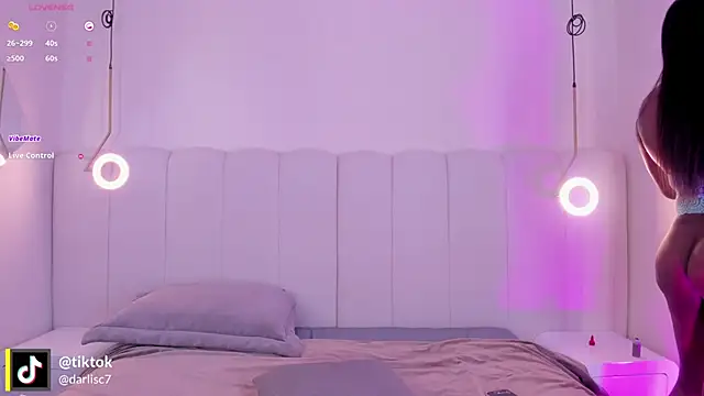 Snapshot of _huge_boobs_ebony chatting on October 15, 7:49 pm huge boobs ebony online show from October 15, 7:49 pm