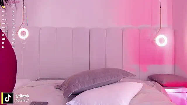 Snapshot of _huge_boobs_ebony chatting on October 13, 6:32 pm huge boobs ebony online show from October 13, 6:32 pm