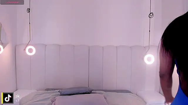 Snapshot of _huge_boobs_ebony chatting on October 14, 7:38 pm huge boobs ebony online show from October 14, 7:38 pm