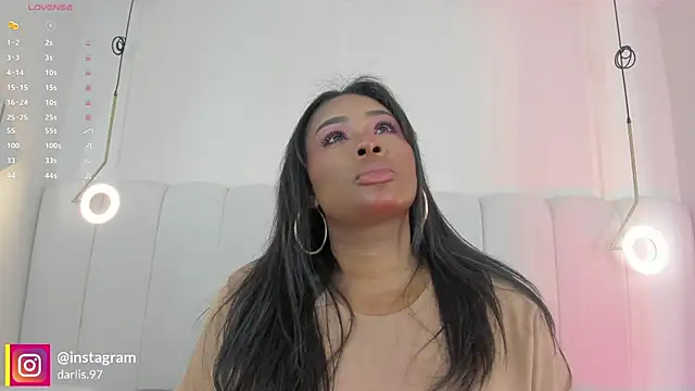 Snapshot of _huge_boobs_ebony chatting on October 21, 8:13 pm huge boobs ebony online show from October 21, 8:13 pm