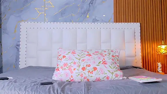 indianschoolgirl online show from September 18, 8:07 pm