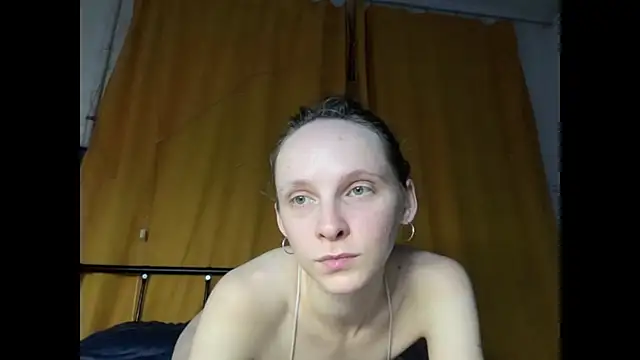 MikkyMoony online show from October 5, 8:47 pm