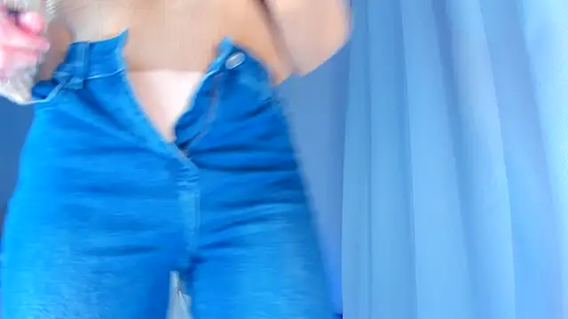 Snapshot of JennyWoody chatting on September 26, 4:37 pm JennyWoody online show from September 26, 4:37 pm