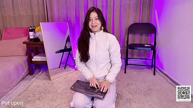 pink flower  online show from July 28, 12:19 am